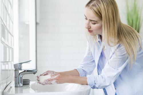 Какие питательные вещества необходимы для эффективного подтягивания рук посл.  Домашний уход за руками