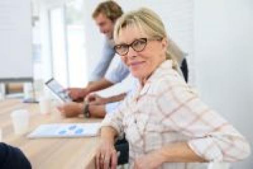 Какие новые хобби могут попробовать женщины старше 50 лет, чтобы оставаться активными и вовлечёнными. Хобби взрослых. Чего хотят женщины 50+