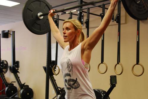 Сколько времени нужно тратить на упражнения на полу для достижения результатов. От чего зависит длительность тренировки и какая она должна быть