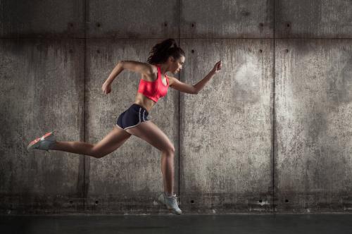 Эффективные упражнения для жиросжигающей тренировки на все тело без оборудования 13 Эффективные упражнения для жиросжигающей тренировки на все тело без оборудования 13