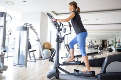 8-минутная тренировка: Интенсивное кардио стоя для похудения за 12 дней 02 8-минутная тренировка: Интенсивное кардио стоя для похудения за 12 дней 02