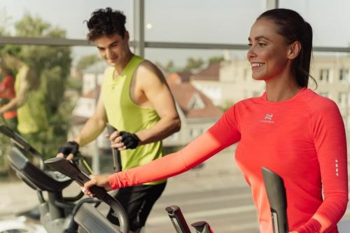 Эффективный жиросжигающий кардио тренировка дома за 30 минут 04 Эффективный жиросжигающий кардио тренировка дома за 30 минут 04